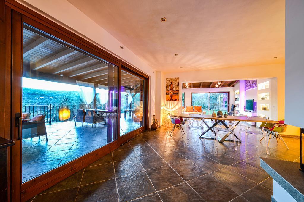 Borgo Del Nespolo Bed & Breakfast Peschici Exterior photo